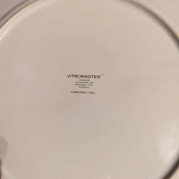 Vintage Vitromaster Christmas Tree Dinner Plate - Picture 2 of 2